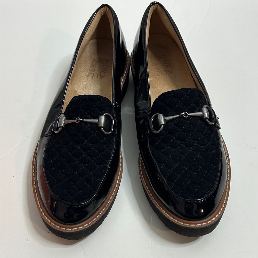Naturalizer Edina Black Quilted Loafers 9 Shiny Office